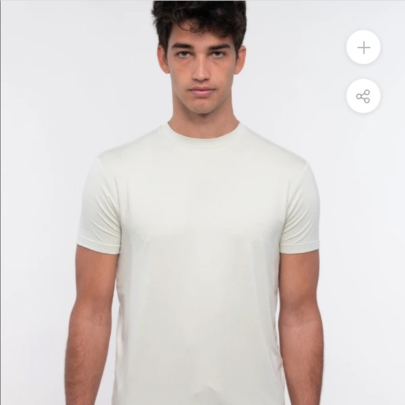 esntls t shirt